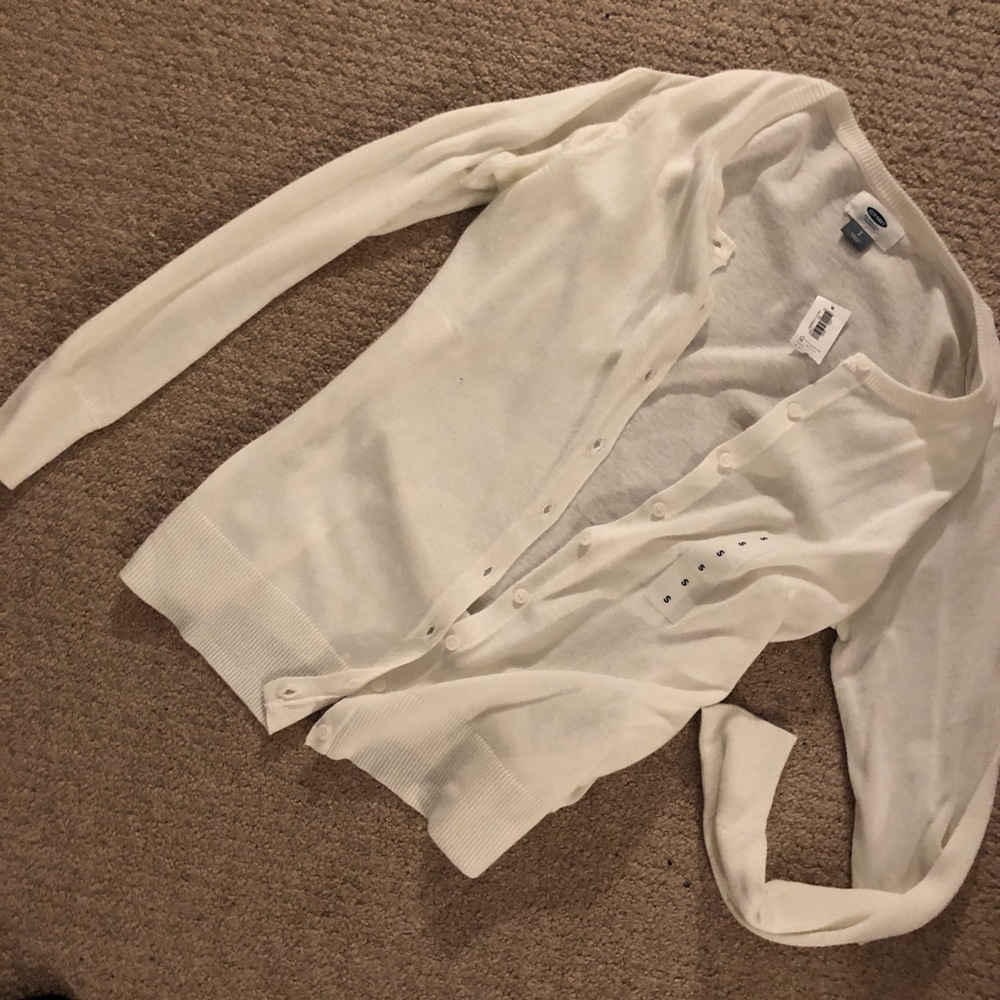 🌟final sale🌟NWT! White old navy sweater